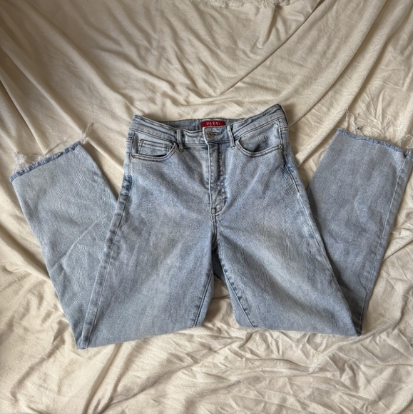 Guess Cropped Light Blue Ankle Jeans - Picture 5 of 7